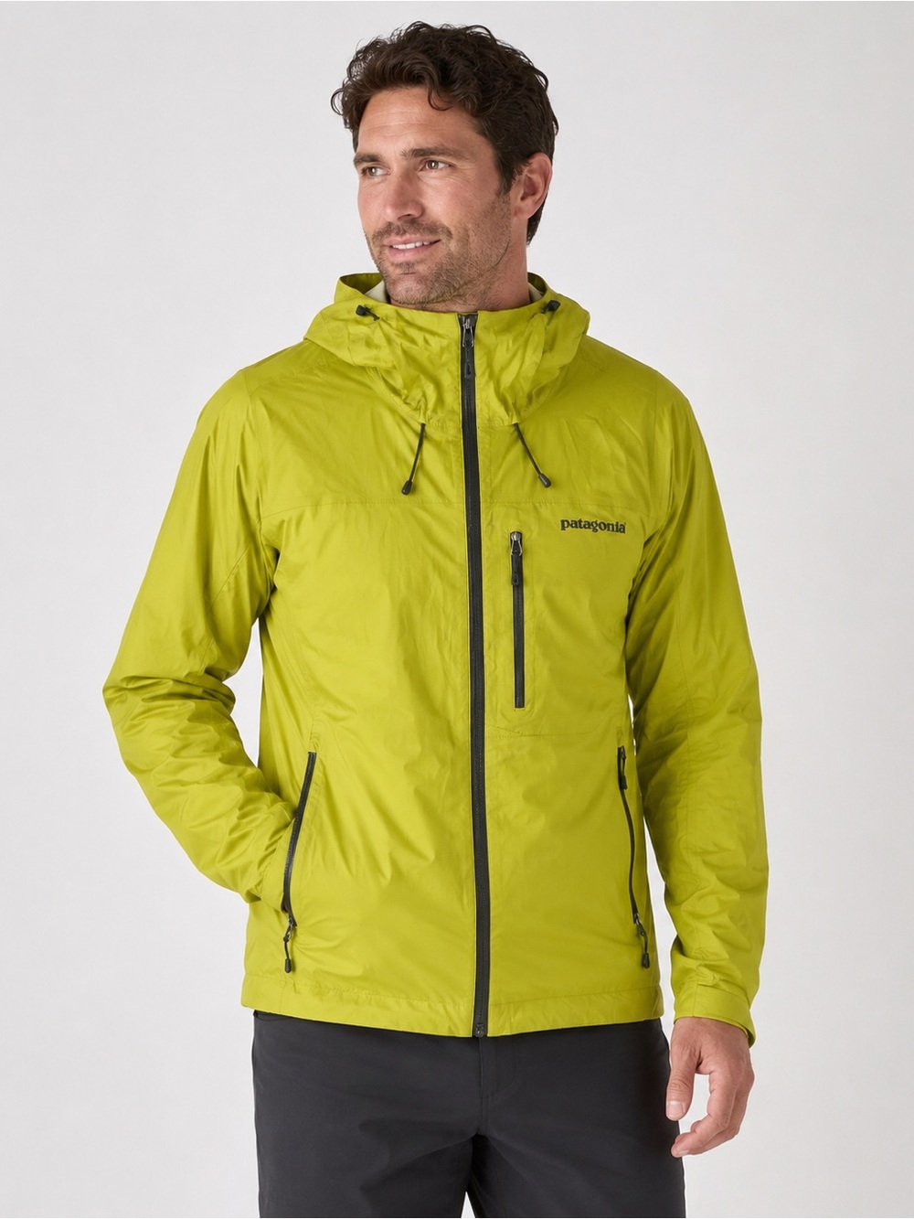 Patagonia Men’s Rain Jacket / Lightweight Shell – Size Large